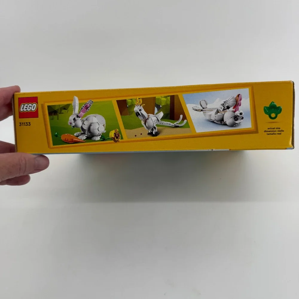 LEGO Creator 3-in-1 White Rabbit 31133 Building Set Bunny Cockatoo Seal 258 Pcs